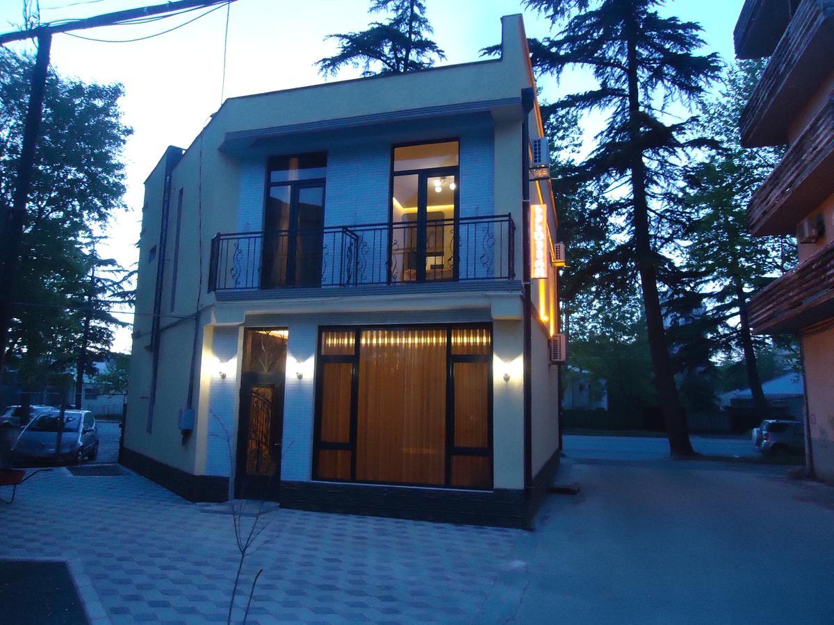 La'Rooms Kutaisi Luaran gambar