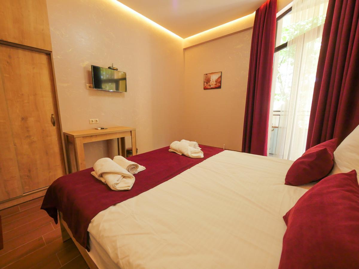 La'Rooms Kutaisi Luaran gambar
